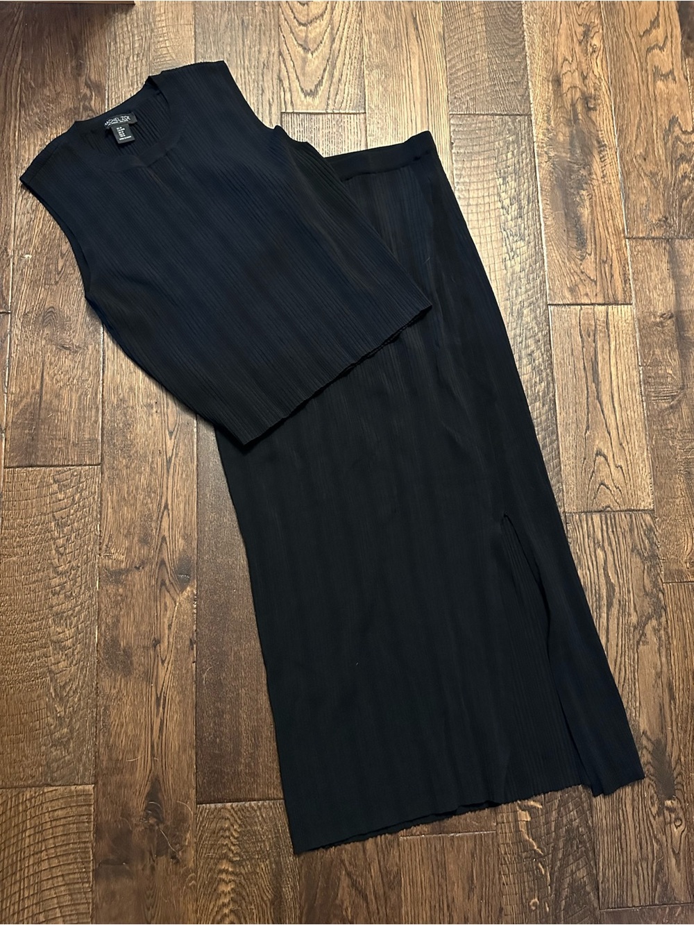 Ribbed knit maxi skirt and tank top set - Rachel Zoe